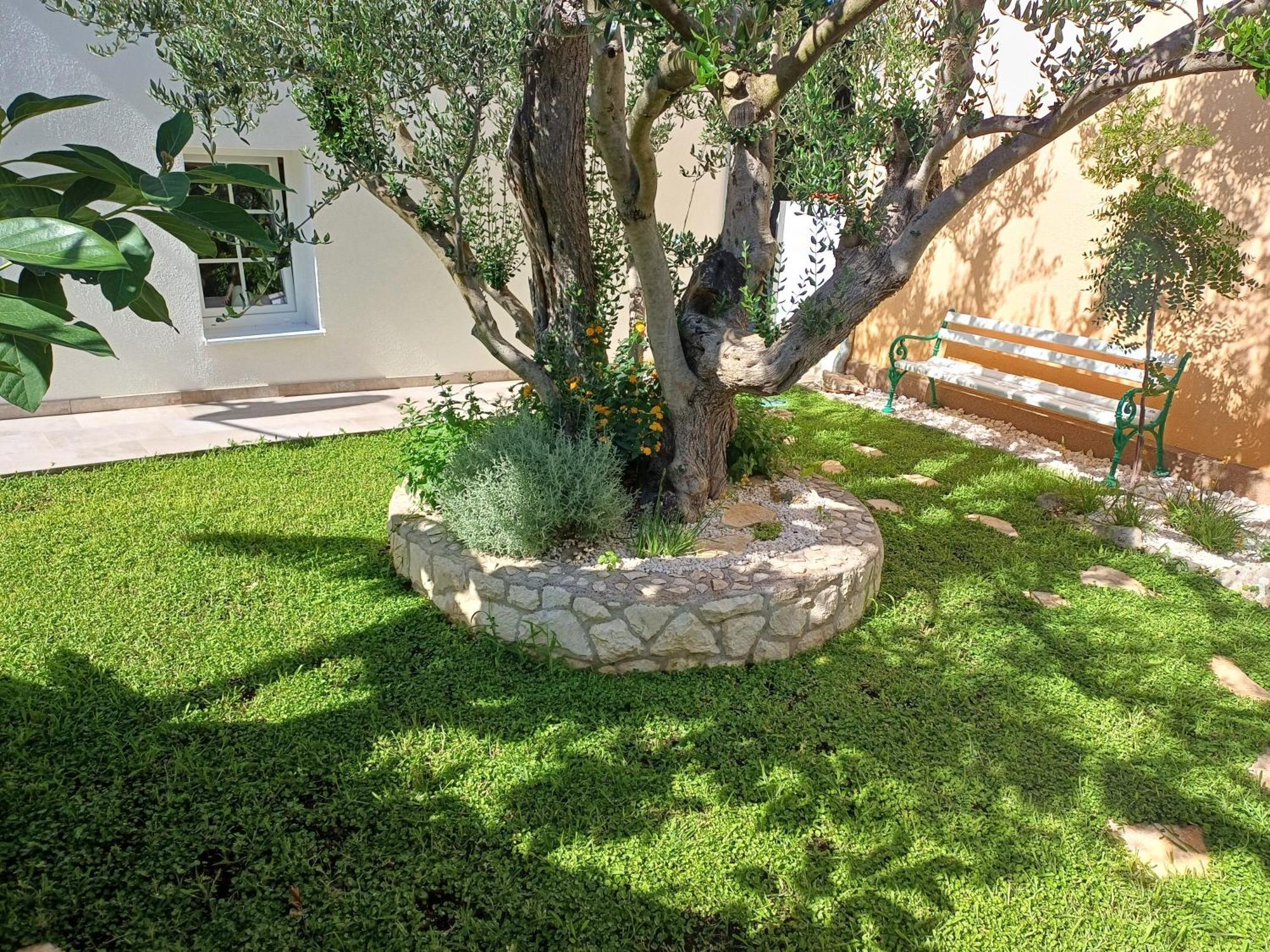 The Three Flowers Pool House Trogir Luaran gambar